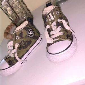 Toddler converse
